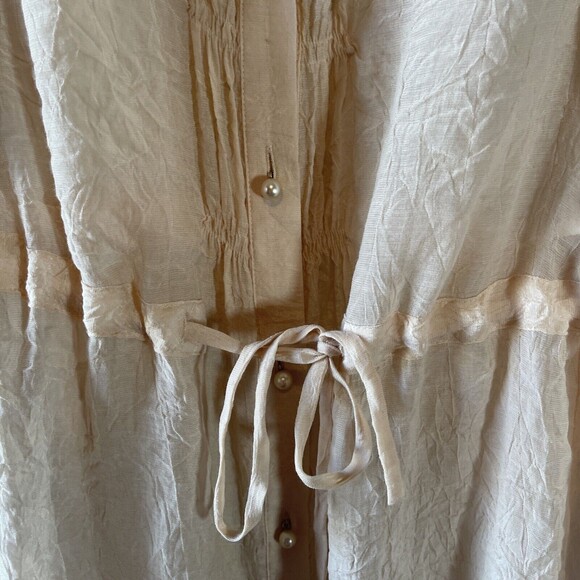 See By Chloe Crinkled Drawstring Waist Pearl Button Cream Blouse Sz 8 - Picture 4 of 9